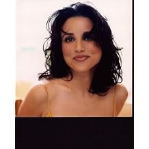 Posterazzi Julia Louis-Dreyfus Headshot In Yellow Tank Top Photo Print (8 x 10) - Item # MVM56191