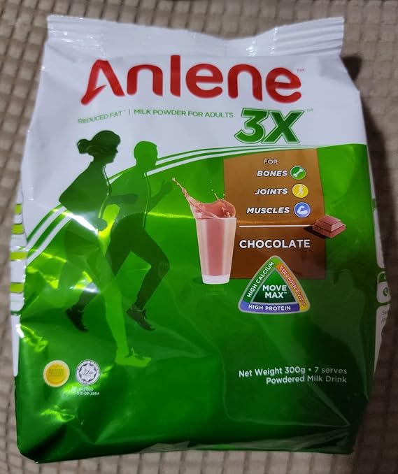 Anlene Chocolate Flavor with Collagen, High Vitamin B6 & B12, C, D, E, High Protein, Magnesium, Zinc Reduced Fat Powdered Milk Drink 300g