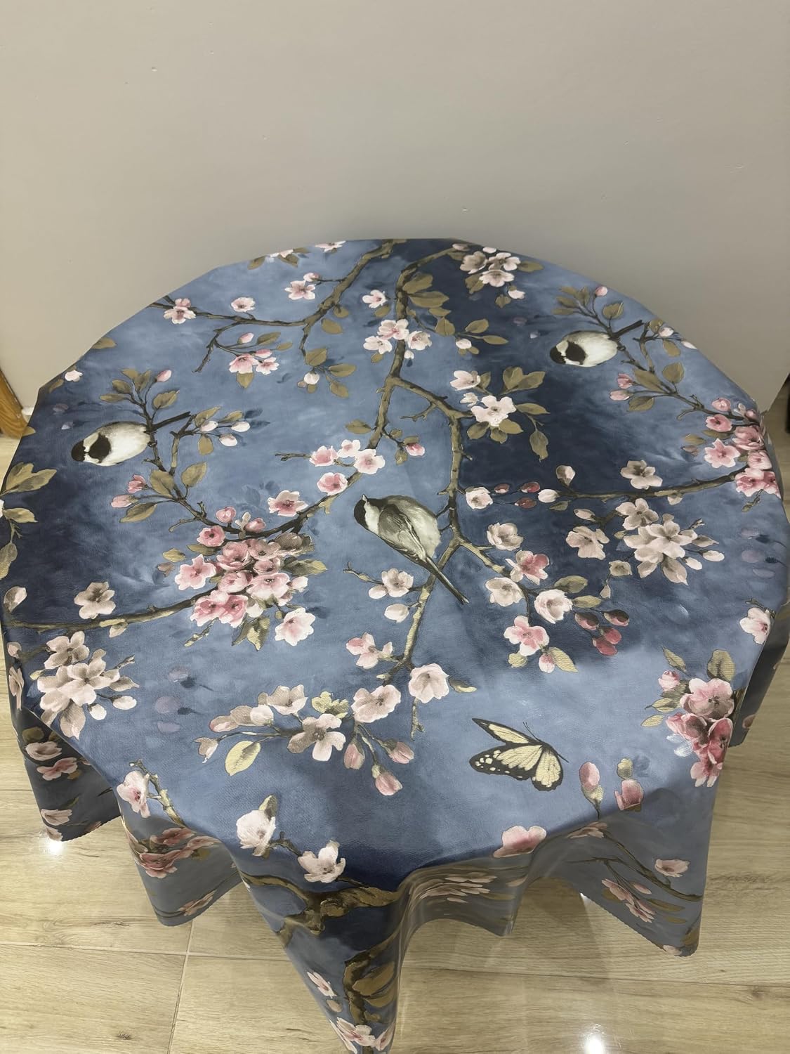 round Tablecloth with Flower and Butterfly Pattern, Blue Floor, 140 cm